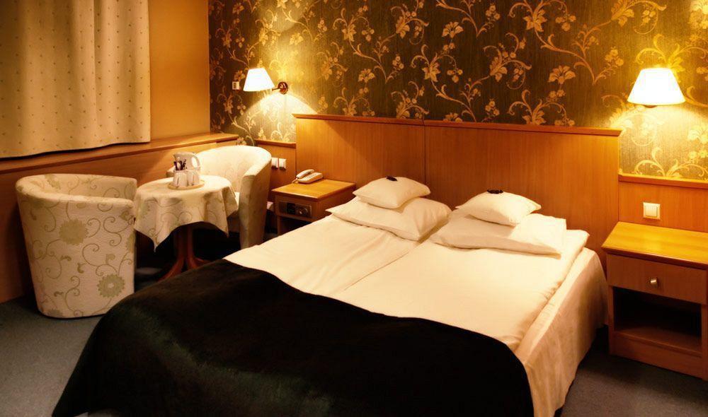 Great Polonia Krakow Airport - Ex Witek Hotell Modlniczka